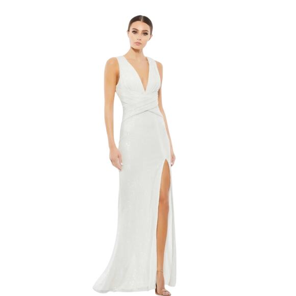 IEENA FOR MAC DUGGAL White V-Neck Sequin Wrap Waist Gown Size 0 - Picture 1 of 3